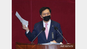 김기현 “윤석열 출마금지법? 총리는 왜 출마 90일 전 퇴임?”