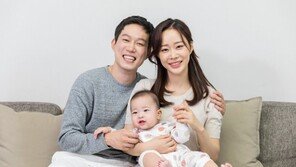 부모 동시 육아휴직 최대 300만 원씩…1세 미만 양육수당