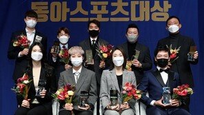 최형우, 동아스포츠대상 ‘올해의 선수상’…“내년 KIA 상위권으로 이끌 것”