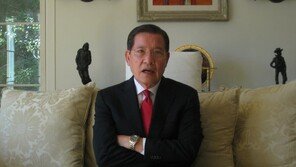 “美·한국, 코로나 부작용 ‘K자형 회복’…빈부격차 더 심화”