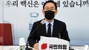 주호영 “망나니 역할 잘한 秋 축하…손에 피 안묻힌 대통령도 축하”