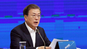 재계 보완 요청에도…文 “‘경제3법’ 기업 힘들게 하는 법 아냐”