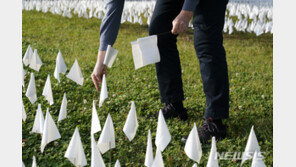 美코로나19 누적감염자 1700만명 넘어…5일만에 100만명 증가