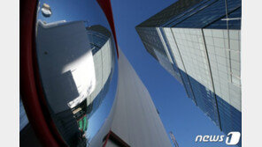 “알바생 다 잘랐다…폐업뿐” 3단계 벌써온 PC방 텅텅, 업주 울먹