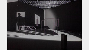 ‘文대통령 아들’ 문준용 미디어아트 작가, 8년 만의 개인전