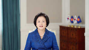 김정숙 여사 “차별 당하지 않는 ‘무장애 사회’ 앞당길 것”