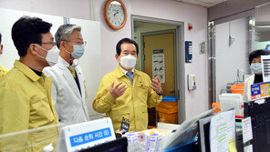 丁총리 “병상확보, 최우선 과제…의료계 힘 모아주길”