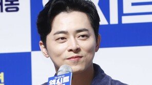 조정석, ‘광해’ 감독 신작 ‘행복의 나라’ 확정…변호사 변신