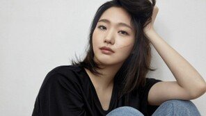 김고은, 인기 웹툰 ‘유미의 세포들’ 주인공 ‘유미’ 발탁