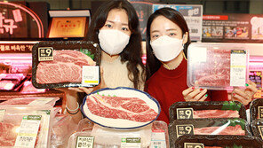 “반갑소”… 유통-외식업계 너도나도 ‘흰소’ 마케팅