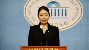 민주당 “코로나 2.5 단계 2주 연장…고심 끝에 내린 결정, 국민께 양해”