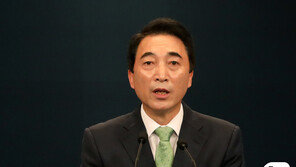 박수현 “사면 문제, 피할 수 없는 文대통령 ‘정치적 운명’”