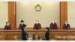 전자 세금계산서 의무 안지키면 1% 과세…헌재 “합헌”