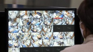 정부 “수도권 1일 이상 병상대기 확진자 0명”