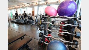 “태권도장 여는데 헬스장은 왜 안되나” 불복의 ‘오픈 시위’