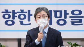 유승민 “文, 공감 제로 대통령…자화자찬과 책임회피 뿐”