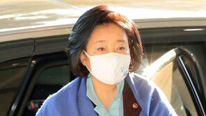 박영선 “불리해진 여권 상황에 서울시장 출마 가능성 열어둬”