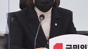 입양아 둔 김미애 “정인이 죽음 입양 때문 아냐…文, 편견 가져”