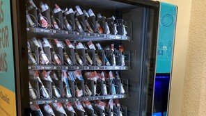 美대학 ‘코로나 검사키트 자판기’ 등장…72시간내 결과