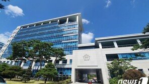 ‘선거법 위반 정정순 고발장 대리작성’ 법정 공방 치열