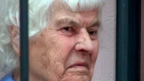 ‘인육 쿠키’ 만든 백발 연쇄 살인마의 말로…코로나 걸려 사망