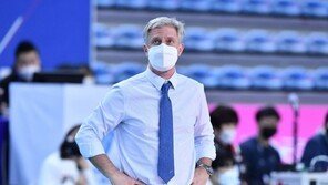 ‘1경기 출전정지’ 산틸리, 선수단에 “다신 이런 일 없도록 하겠다”사과