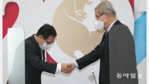 김종인 찾아간 靑비서실장