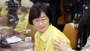 중대본 회의서 ‘마스크 미착용’ 정영애, 뒤늦게 “매우 송구”