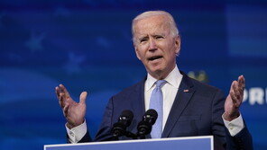 美의회, 바이든 당선인 승리 공식 인증…306명 확보