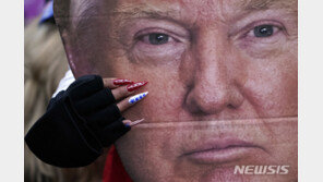 전세계서 하루 78만명 신규확진…미국서 32% 차지