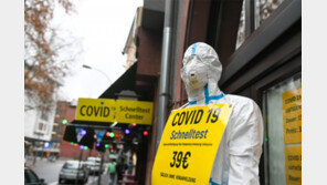 EU, 현장서 백신 부족 아우성… 모더나도 사용 승인