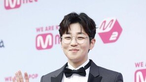 딘딘 “코로나19 백신 회사 주식으로 수익률 28% 달성”