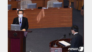 정세균 “국회와 정부 주장 다를 수 있지만…예의와 품격 지켜야”