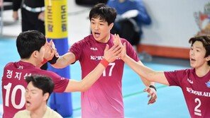 ‘철벽 블로킹’ 대한항공, 삼성화재 잡고 3연패 탈출+선두 도약