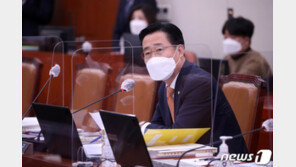 외교부, ‘인육 막말’ 의혹 외교관 징계 않기로…“증거 부족”