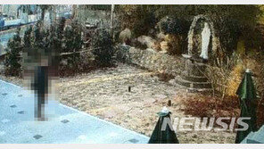성당 성모 마리아상에 돌 던져 파손한 남성…경찰 추적