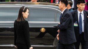 ‘北 2인자’라더니 위상 약화됐나? 김여정 미스터리