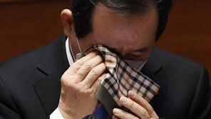 “현장서 매일 무너져”…간호사 편지에 丁 총리 “가슴 아파”