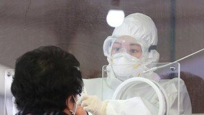 코로나 완치, 3개월 이후 탈모·숨찬 증상…6개월 지나면 피로감