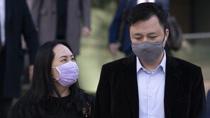 화웨이 멍완저우, 살해 협박 당해…“총알 든 우편물도”