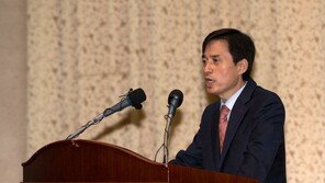 文대통령, 조은석 감사위원 임명 재가…‘9개월 공석’ 갈등 봉합