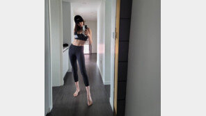 한혜진, 독보적 탄탄 복근에도 “3㎏ 쪄…열심히 해야지”