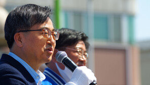 與 “김동연 차출설 사실무근…정의당과 단일화 얘기 없다”