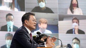 文 기자회견에…與 “소통 노력” vs 野 “역대 최저”