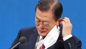 文, ‘박원순 사건’에 “안타깝다”만 4번…공천 논란에 “당헌 불변 아냐”