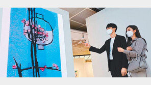 LG LED 사이니지-OLED TV로 보는 김환기 작품