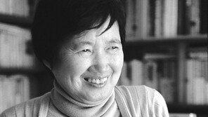 “이세상 가장 낮은 곳으로…” 박완서 글로 하루를 여는 사람들