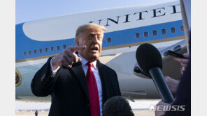 트럼프, 퇴임 이틀 전에도 中 때리기…“적국 드론 위험 평가”