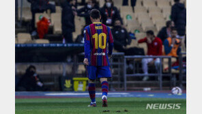 ‘뒤통수 가격 퇴장’ 메시, 2경기 출전정지 징계