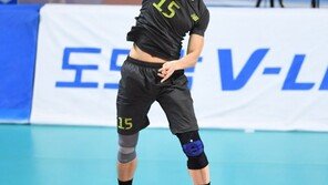 ‘문성민 복귀’ 현대캐피탈, 우리카드에 대역전승…3연승 신바람